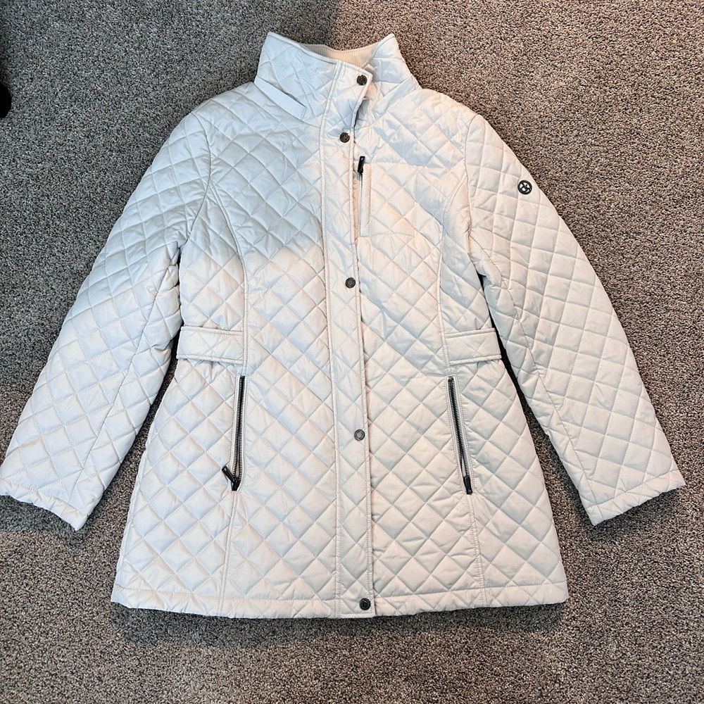 Calvin Klein White Jacket with Quilted Design XL C7